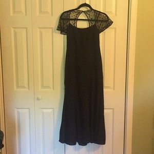 Size 6P black full-length evening gown